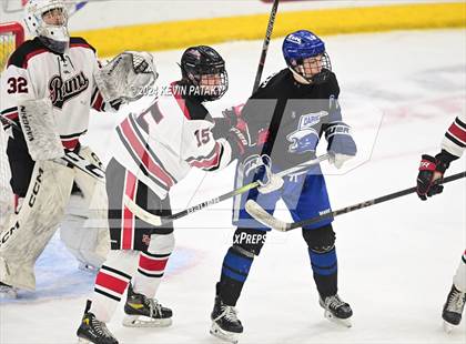 Thumbnail 2 in Darien vs. New Canaan (CIAC DI Semifinal) photogallery.