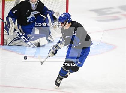 Thumbnail 1 in Darien vs. New Canaan (CIAC DI Semifinal) photogallery.