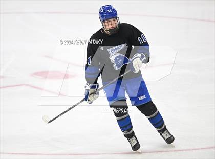 Thumbnail 3 in Darien vs. New Canaan (CIAC DI Semifinal) photogallery.