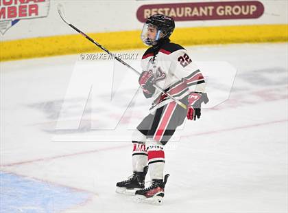 Thumbnail 1 in Darien vs. New Canaan (CIAC DI Semifinal) photogallery.