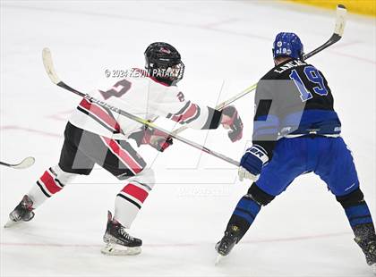 Thumbnail 3 in Darien vs. New Canaan (CIAC DI Semifinal) photogallery.