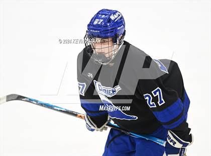 Thumbnail 2 in Darien vs. New Canaan (CIAC DI Semifinal) photogallery.