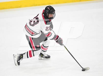 Thumbnail 1 in Darien vs. New Canaan (CIAC DI Semifinal) photogallery.