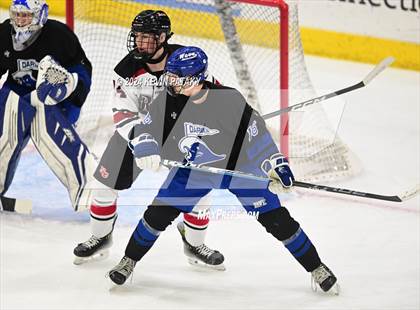Thumbnail 3 in Darien vs. New Canaan (CIAC DI Semifinal) photogallery.