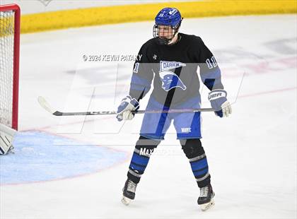 Thumbnail 3 in Darien vs. New Canaan (CIAC DI Semifinal) photogallery.