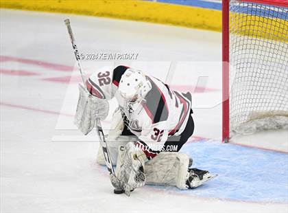 Thumbnail 2 in Darien vs. New Canaan (CIAC DI Semifinal) photogallery.