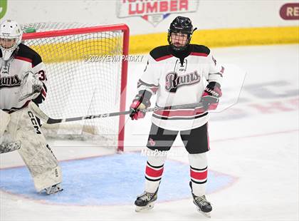 Thumbnail 2 in Darien vs. New Canaan (CIAC DI Semifinal) photogallery.