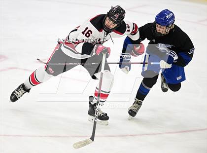 Thumbnail 3 in Darien vs. New Canaan (CIAC DI Semifinal) photogallery.