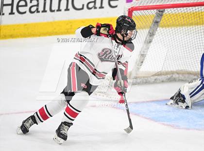 Thumbnail 1 in Darien vs. New Canaan (CIAC DI Semifinal) photogallery.