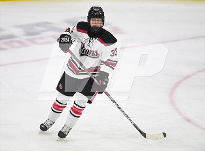 Thumbnail 3 in Darien vs. New Canaan (CIAC DI Semifinal) photogallery.