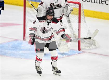 Thumbnail 3 in Darien vs. New Canaan (CIAC DI Semifinal) photogallery.