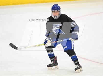 Thumbnail 2 in Darien vs. New Canaan (CIAC DI Semifinal) photogallery.