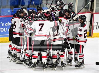 Thumbnail 2 in Darien vs. New Canaan (CIAC DI Semifinal) photogallery.