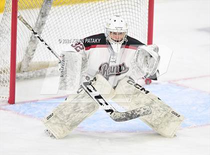 Thumbnail 2 in Darien vs. New Canaan (CIAC DI Semifinal) photogallery.