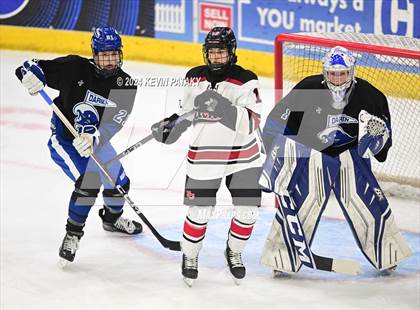 Thumbnail 3 in Darien vs. New Canaan (CIAC DI Semifinal) photogallery.