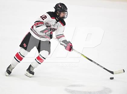 Thumbnail 3 in Darien vs. New Canaan (CIAC DI Semifinal) photogallery.