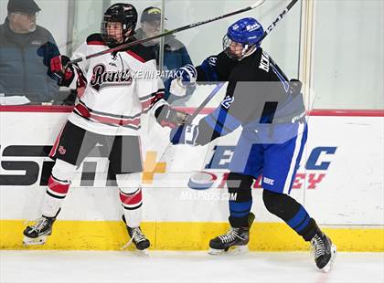 Thumbnail 3 in Darien vs. New Canaan (CIAC DI Semifinal) photogallery.