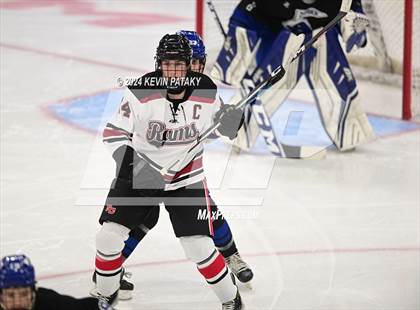 Thumbnail 2 in Darien vs. New Canaan (CIAC DI Semifinal) photogallery.