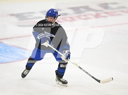 Thumbnail 3 in Darien vs. New Canaan (CIAC DI Semifinal) photogallery.
