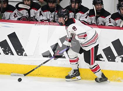 Thumbnail 1 in Darien vs. New Canaan (CIAC DI Semifinal) photogallery.