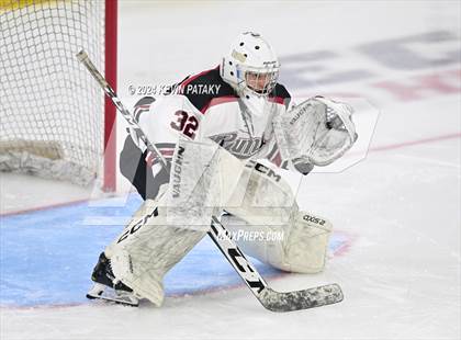 Thumbnail 2 in Darien vs. New Canaan (CIAC DI Semifinal) photogallery.