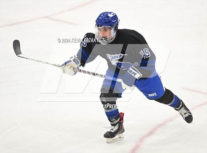 Thumbnail 3 in Darien vs. New Canaan (CIAC DI Semifinal) photogallery.