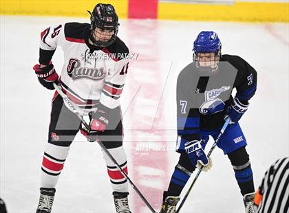 Thumbnail 1 in Darien vs. New Canaan (CIAC DI Semifinal) photogallery.