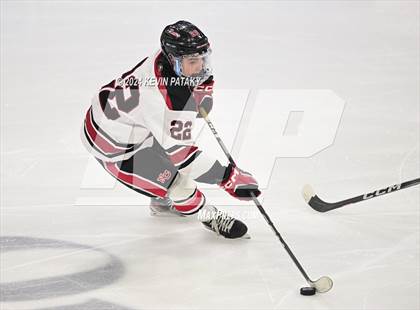 Thumbnail 1 in Darien vs. New Canaan (CIAC DI Semifinal) photogallery.