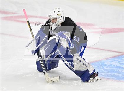Thumbnail 3 in Darien vs. New Canaan (CIAC DI Semifinal) photogallery.