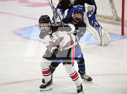 Thumbnail 2 in Darien vs. New Canaan (CIAC DI Semifinal) photogallery.
