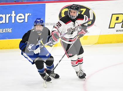 Thumbnail 2 in Darien vs. New Canaan (CIAC DI Semifinal) photogallery.