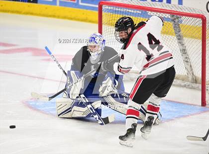 Thumbnail 1 in Darien vs. New Canaan (CIAC DI Semifinal) photogallery.