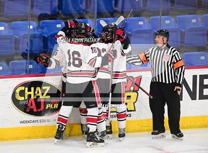 Thumbnail 2 in Darien vs. New Canaan (CIAC DI Semifinal) photogallery.