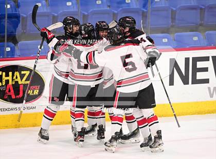 Thumbnail 1 in Darien vs. New Canaan (CIAC DI Semifinal) photogallery.