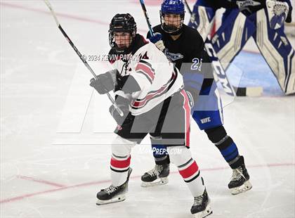 Thumbnail 1 in Darien vs. New Canaan (CIAC DI Semifinal) photogallery.