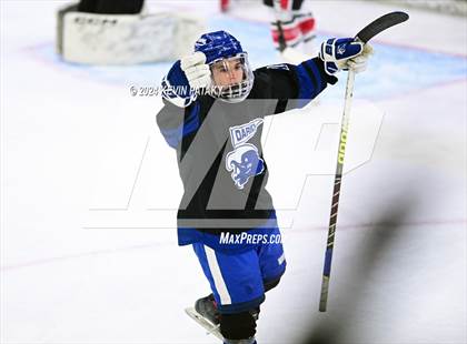 Thumbnail 2 in Darien vs. New Canaan (CIAC DI Semifinal) photogallery.