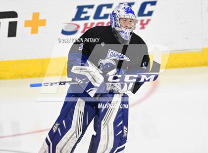 Thumbnail 2 in Darien vs. New Canaan (CIAC DI Semifinal) photogallery.