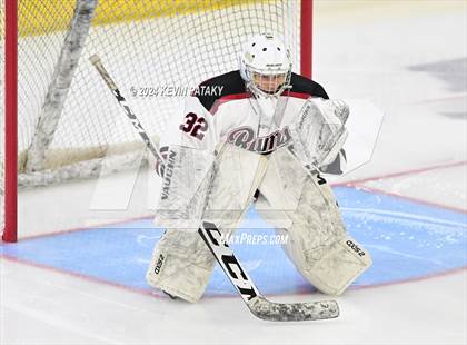 Thumbnail 2 in Darien vs. New Canaan (CIAC DI Semifinal) photogallery.