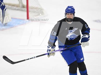 Thumbnail 3 in Darien vs. New Canaan (CIAC DI Semifinal) photogallery.