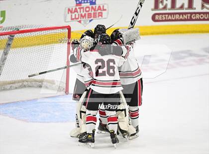 Thumbnail 1 in Darien vs. New Canaan (CIAC DI Semifinal) photogallery.