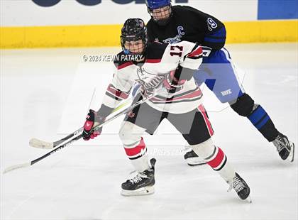 Thumbnail 1 in Darien vs. New Canaan (CIAC DI Semifinal) photogallery.