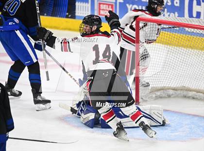 Thumbnail 3 in Darien vs. New Canaan (CIAC DI Semifinal) photogallery.