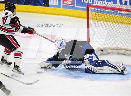 Thumbnail 3 in Darien vs. New Canaan (CIAC DI Semifinal) photogallery.