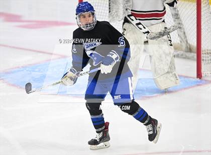 Thumbnail 2 in Darien vs. New Canaan (CIAC DI Semifinal) photogallery.
