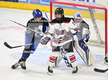 Thumbnail 1 in Darien vs. New Canaan (CIAC DI Semifinal) photogallery.
