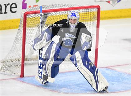 Thumbnail 2 in Darien vs. New Canaan (CIAC DI Semifinal) photogallery.