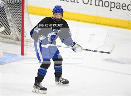 Thumbnail 1 in Darien vs. New Canaan (CIAC DI Semifinal) photogallery.