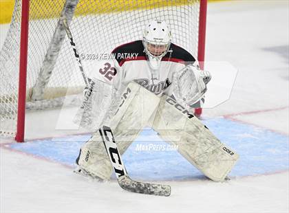 Thumbnail 1 in Darien vs. New Canaan (CIAC DI Semifinal) photogallery.