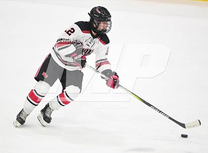 Thumbnail 2 in Darien vs. New Canaan (CIAC DI Semifinal) photogallery.