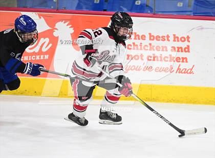 Thumbnail 2 in Darien vs. New Canaan (CIAC DI Semifinal) photogallery.
